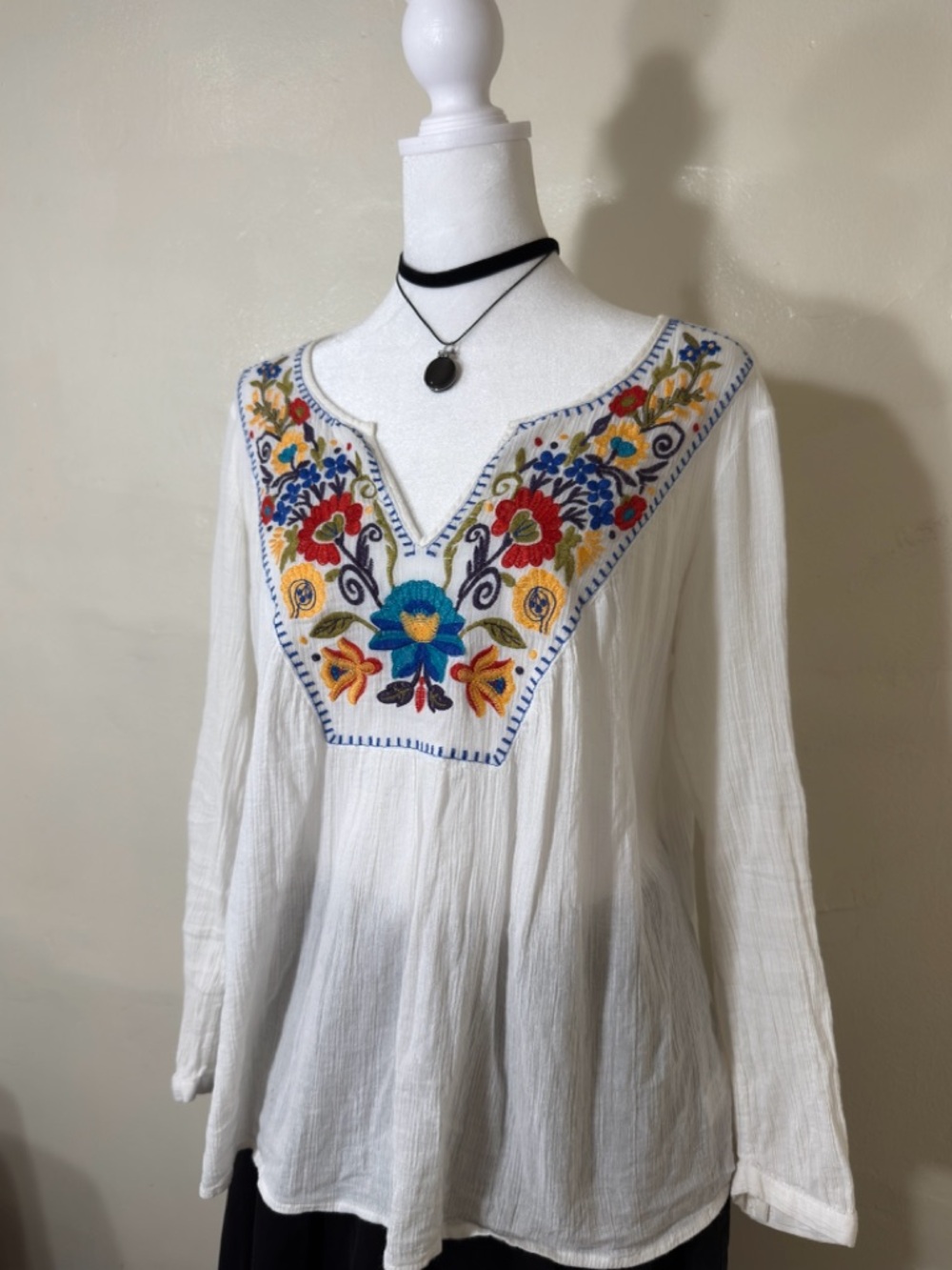 Merona White Tunic Top with Multicolor Floral Embroidery
